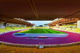 普拉蒂尼等尤文传奇与一线队见面，并参观海瑟尔惨案纪念碑